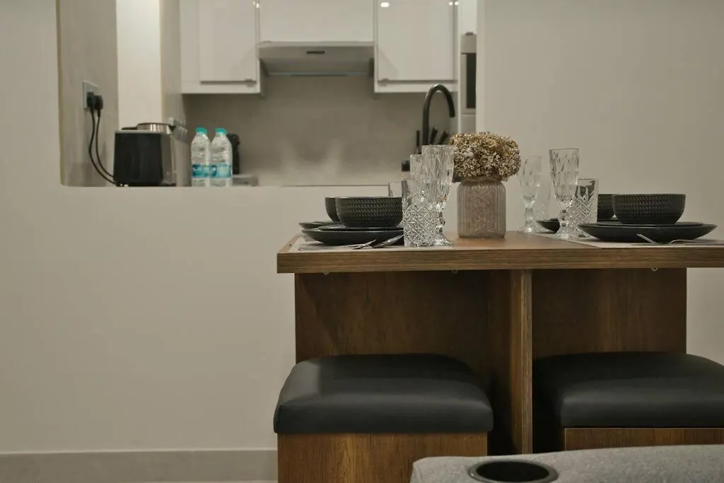 Elegant 1Bhk Getaway With Stunning Sea Views - Rak Apartment Ras al-Khaimah